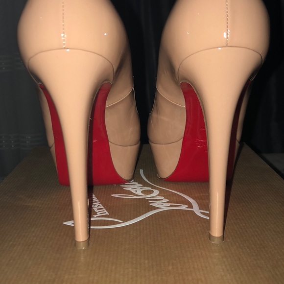 Authentic Christian louboutin Bianca nide pumps - Picture 2 of 8